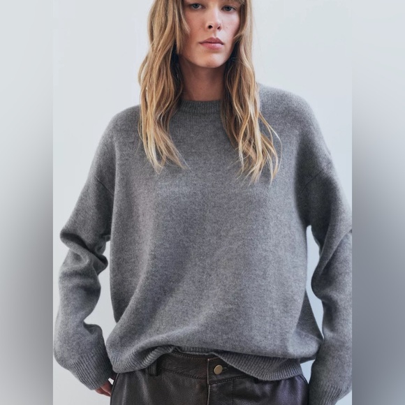 Zara Boxy Relaxed Fit Crewneck Sweater - Picture 1 of 10